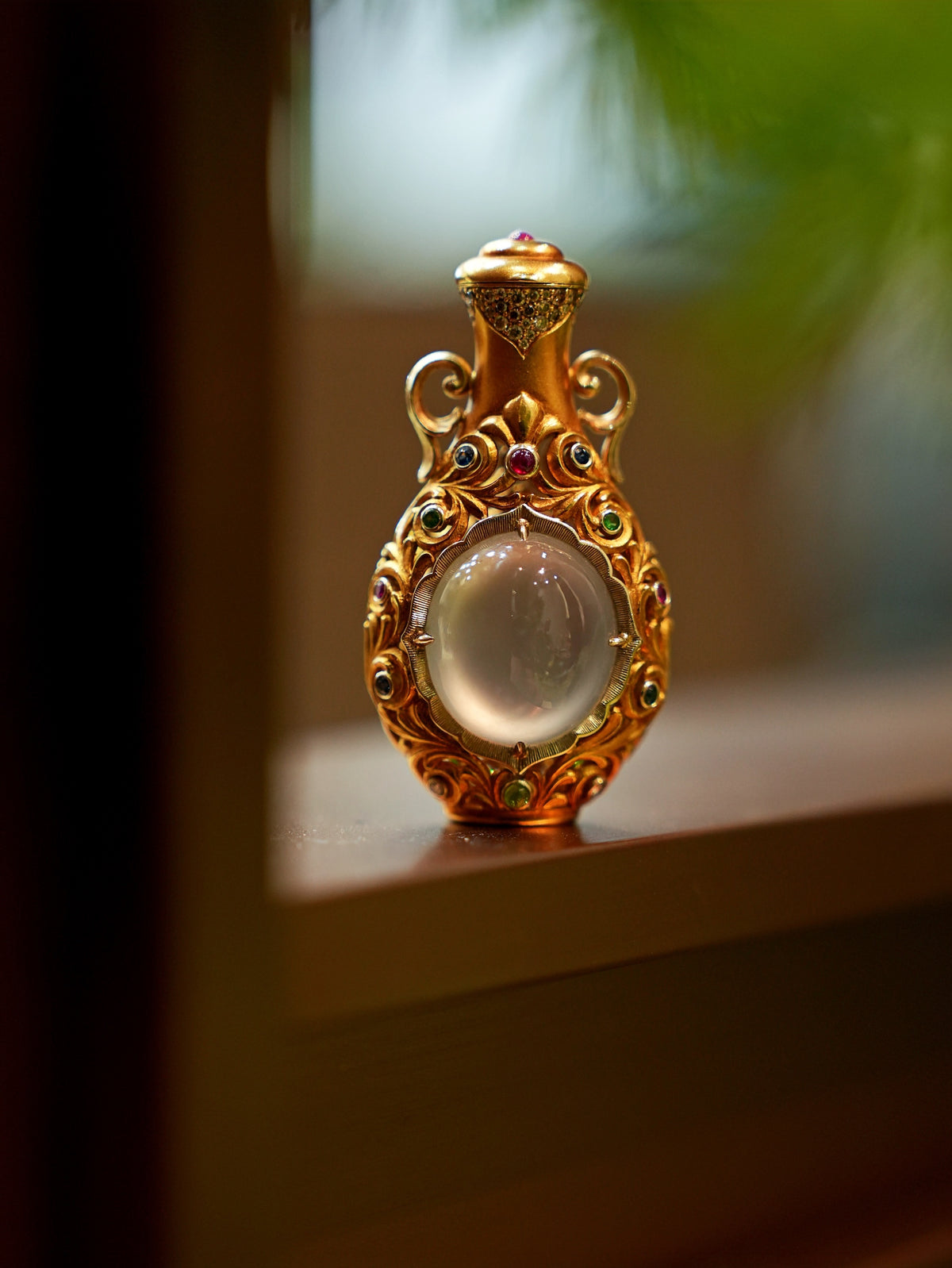 Brooch